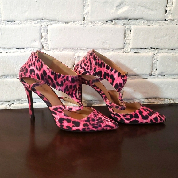 Pink leopard print heels size 9.5 with ankle and front straps - Picture 2 of 3